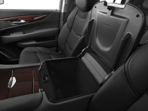 Used 2015 Cadillac Escalade Luxury AWD/4WD image 20