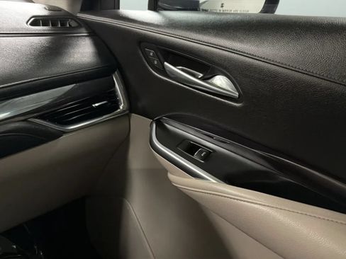 Used 2020 Cadillac XT4 Luxury FWD image 18