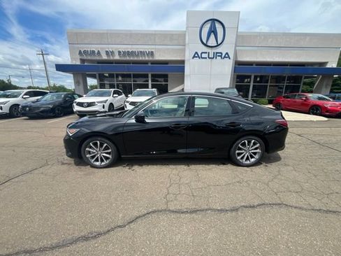 Used 2025 Acura Integra FWD image 3