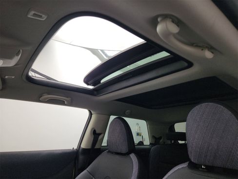 Used 2025 MINI Cooper S image 4