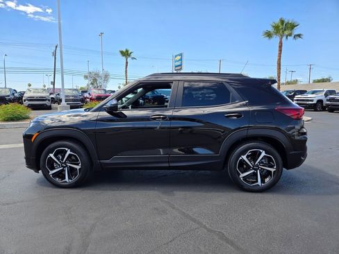 Used 2023 Chevrolet TrailBlazer RS w/ Sun and Liftgate Package FWD image 3