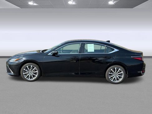 Used 2021 Lexus ES 250 w/ Premium Package image 2
