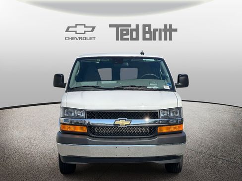 Certified 2025 Chevrolet Express 3500 LT w/ LT Preferred Equipment Group RWD image 2