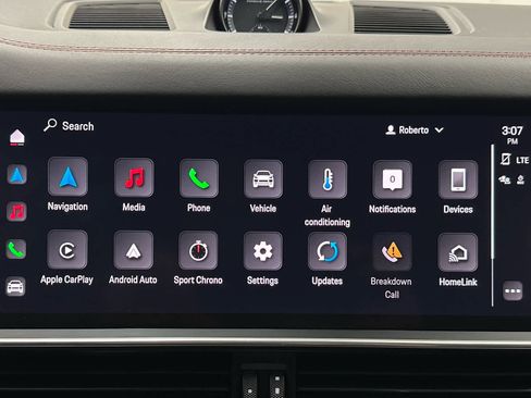 Used 2023 Porsche Cayenne GTS image 37