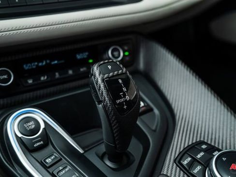 Used 2014 BMW i8 image 12