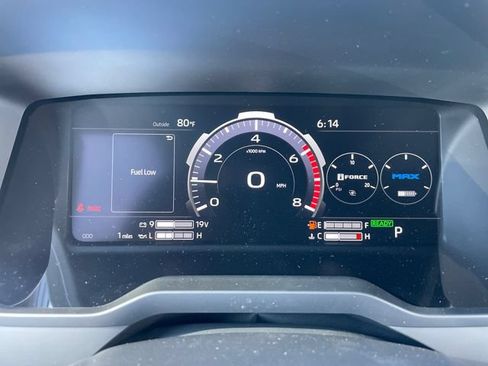 New 2026 Toyota Tundra Limited AWD/4WD image 10
