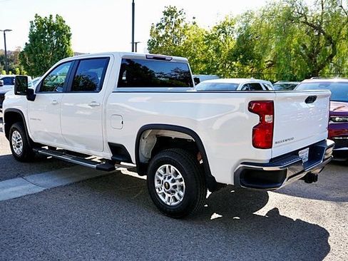 Used 2025 Chevrolet Silverado 2500 LT w/ Convenience Package AWD/4WD image 6