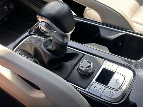 Used 2023 Kia Telluride S image 34