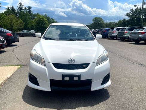 Used 2009 Toyota Matrix S image 2