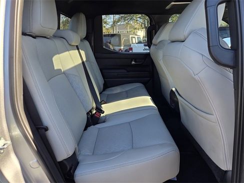 Used 2025 Toyota Tacoma 4x4 Double Cab Hybrid image 18