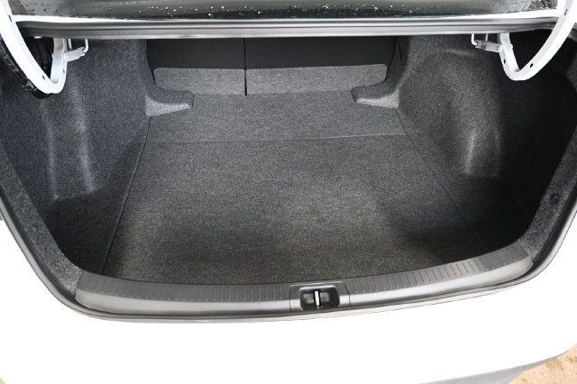 Used 2026 Toyota Corolla LE FWD image 28