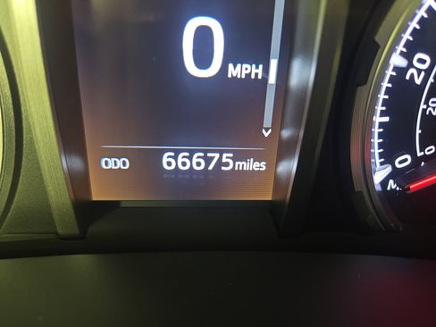 Used 2022 Toyota 4Runner TRD Off-Road Premium image 18