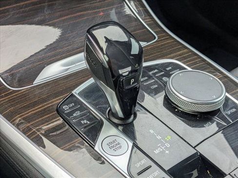 Used 2021 BMW X5 sDrive40i w/ Premium Package 2 image 12