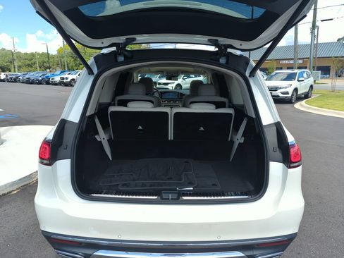 Used 2021 Mercedes-Benz GLS 450 4MATIC image 32