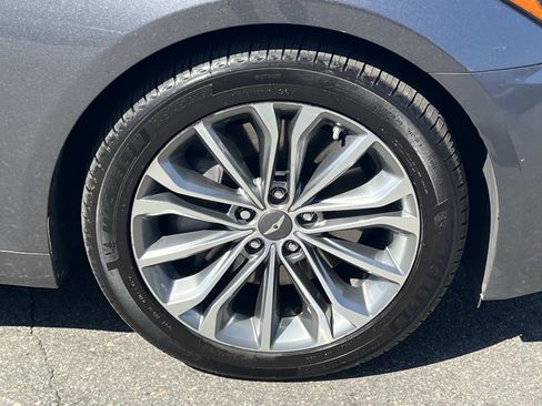 Used 2016 Hyundai Genesis 3.8 w/ Option Group 02 image 32