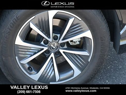 Used 2023 Lexus RZ 450e Premium w/ Technology Package image 12
