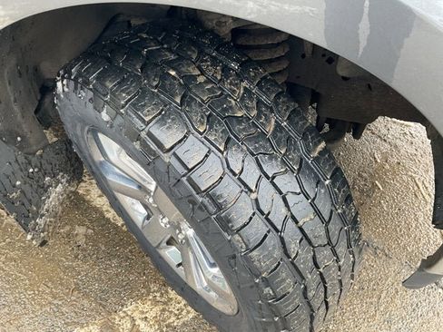 Certified 2022 Ford F150 XLT w/ Equipment Group 302A High image 36