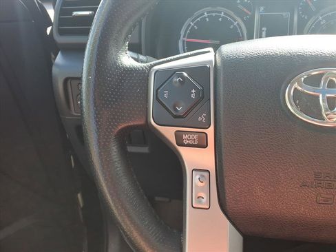 Used 2020 Toyota 4Runner Limited image 14