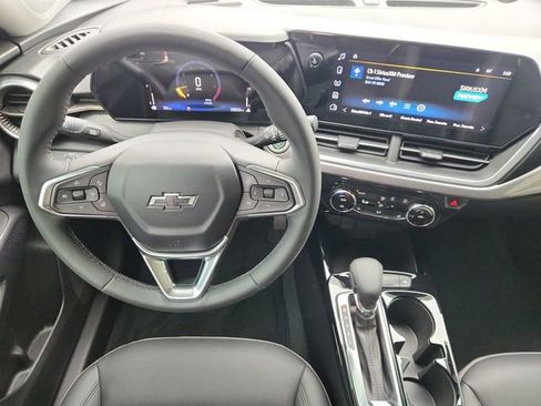 Certified 2024 Chevrolet Trax ACTIV w/ Driver Confidence Package image 11