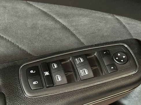 Used 2023 Dodge Charger SRT Hellcat w/ Harman/Kardon Audio Group RWD image 13