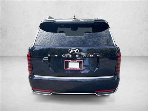 Used 2026 Hyundai Palisade Calligraphy FWD image 8