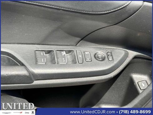 Used 2016 Honda Civic Touring image 14