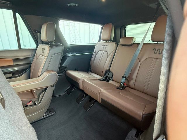 Used 2023 Ford Expedition Max King Ranch RWD image 15