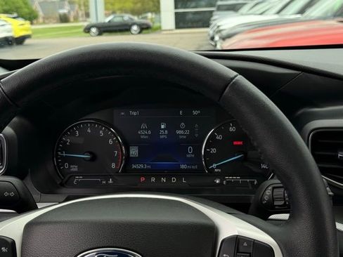 Used 2023 Ford Explorer XLT w/ Equipment Group 202A AWD/4WD image 9