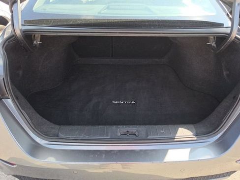 Used 2025 Nissan Sentra SV FWD image 18
