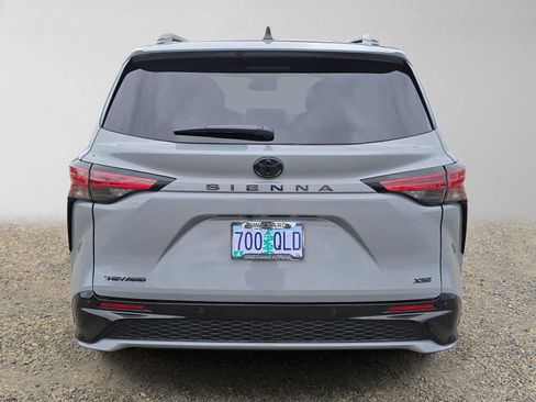 Certified 2026 Toyota Sienna XSE AWD/4WD image 5