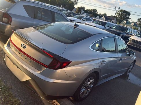 Used 2023 Hyundai Sonata SEL FWD image 5