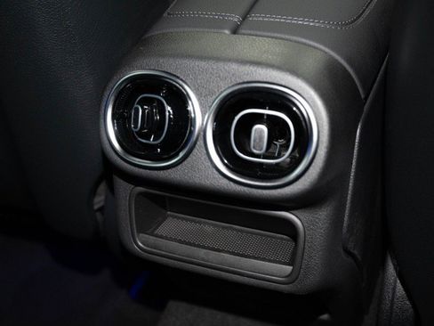 New 2027 Mercedes-Benz GLC 300 image 18