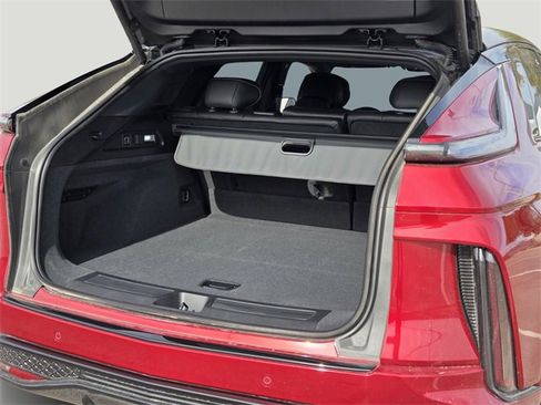 New 2026 Cadillac Lyriq V image 17