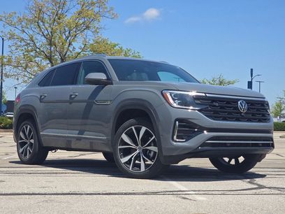Used 2025 Volkswagen Atlas Cross Sport SEL Premium R-Line