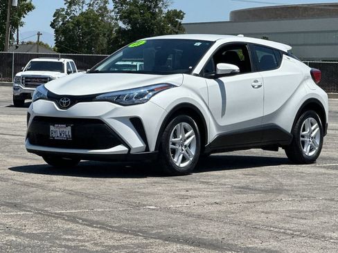 Used 2021 Toyota C-HR LE FWD image 7