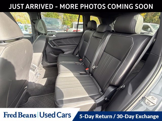Used 2024 Volkswagen Tiguan SE R-Line AWD/4WD image 15