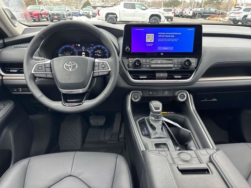 New 2026 Toyota Grand Highlander Limited image 10