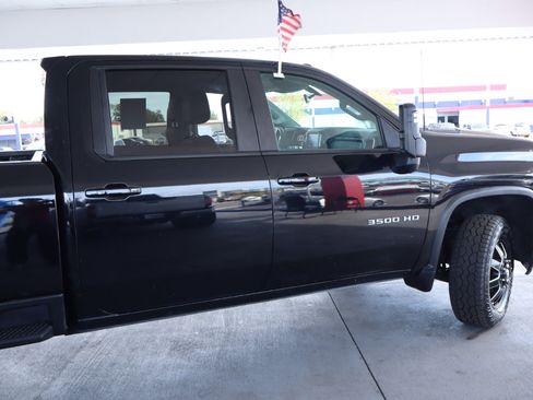 Used 2022 Chevrolet Silverado 3500 LT w/ All Star Edition image 5