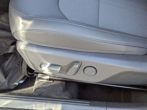 New 2025 Kia Niro EX Touring image 20