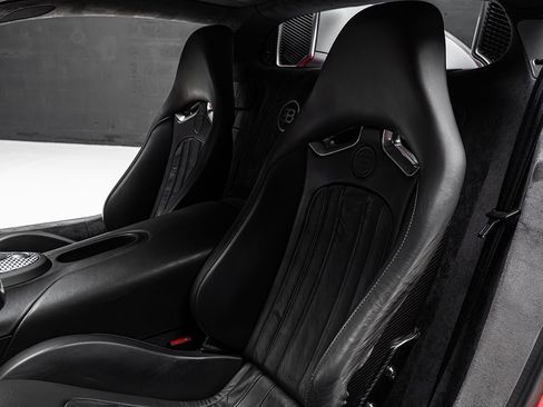 Used 2008 Bugatti Veyron AWD/4WD image 23