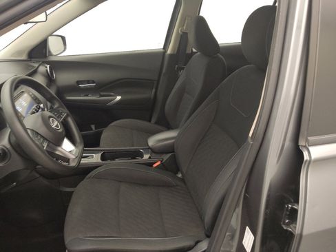 Used 2022 Nissan Kicks SV FWD image 17