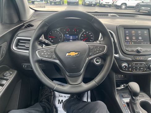 Used 2023 Chevrolet Equinox LT image 17