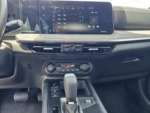 Used 2026 Nissan Kicks SV FWD image 23