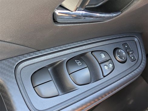 New 2025 Nissan Versa SV w/ Trunk Package image 22