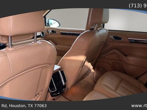 Used 2014 Porsche Cayenne AWD/4WD image 26