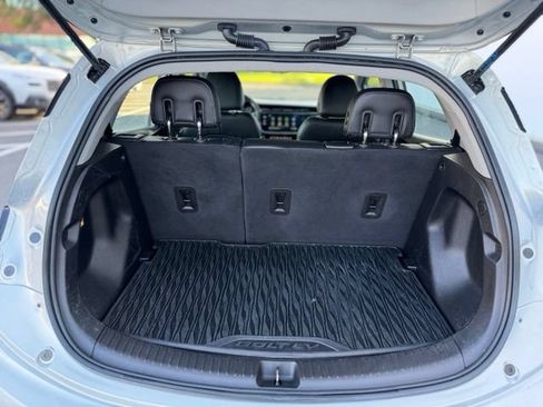 Used 2023 Chevrolet Bolt LT w/ Infotainment Package FWD image 23