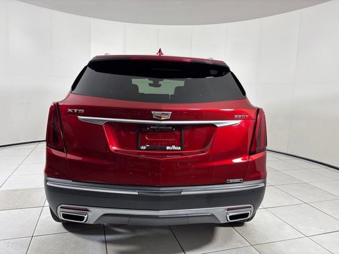 Used 2025 Cadillac XT5 Premium Luxury w/ Technology Package FWD image 4