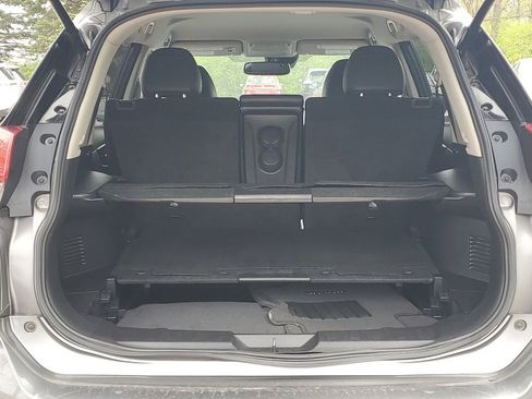 Used 2017 Nissan Rogue SL AWD/4WD image 7