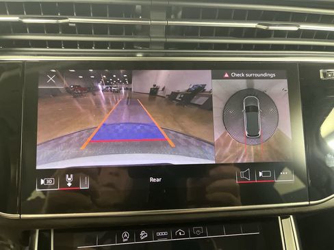 Used 2023 Audi Q7 3.0T Premium image 19