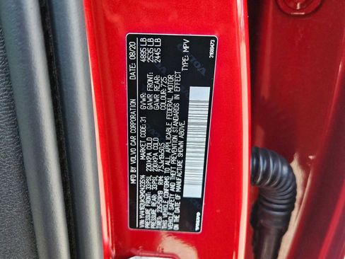 Used 2021 Volvo XC40 T5 Momentum w/ Protection Package Premier image 36